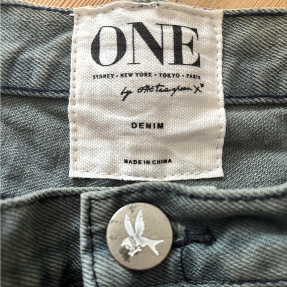 One Teaspoon Rollers Distressed Jean Shorts NWT - Picture 4 of 7